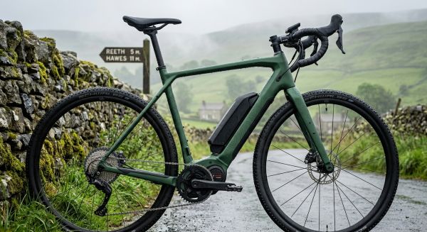 Unlocking peak performance: the best engine setups for sport bikes in uk weather conditions